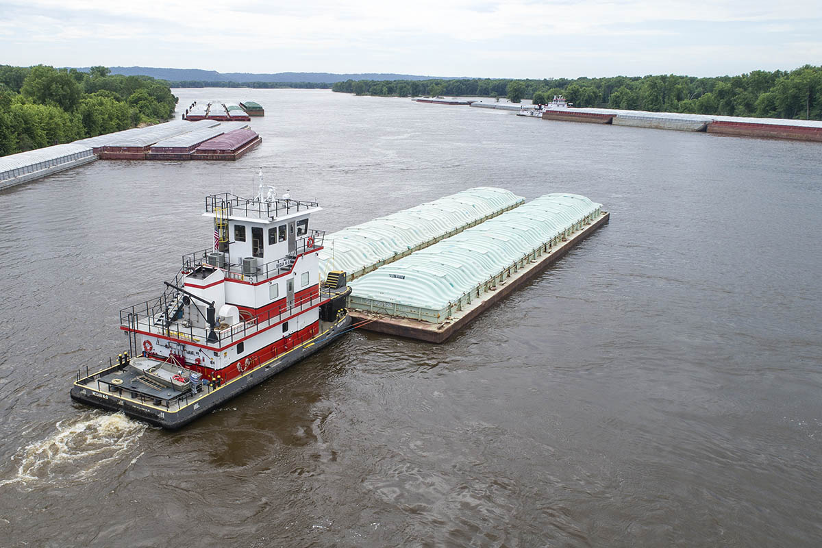 Waterway Infrastructure from the Eyes of Those Who Build It