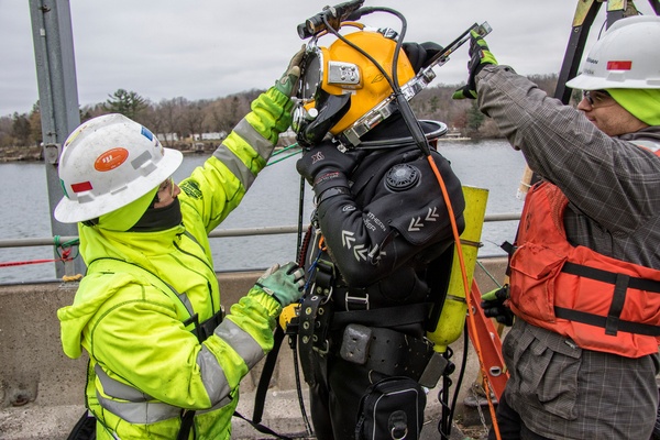 J.F. Brennan Company, Inc. diver inspects common instances of underwater structure failures.