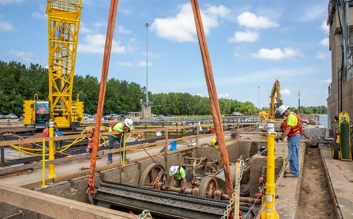 Executing Major Rehab on an Existing Lock in 105 Days