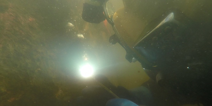 Mixing Fire & Water – The Art of Underwater Welding
